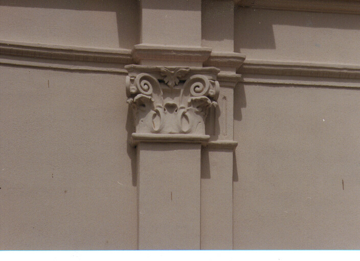 semicapitello, serie - ambito napoletano (sec. XVIII)