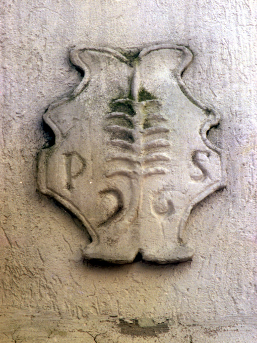 stemma gentilizio (rilievo) - ambito Italia meridionale (sec. XVIII)