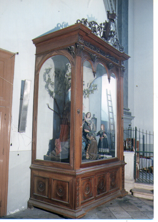 armadio - ambito Italia meridionale (sec. XX)