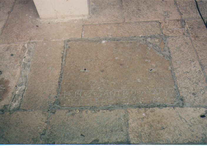 lapide tombale - ambito Italia meridionale (sec. XVI)