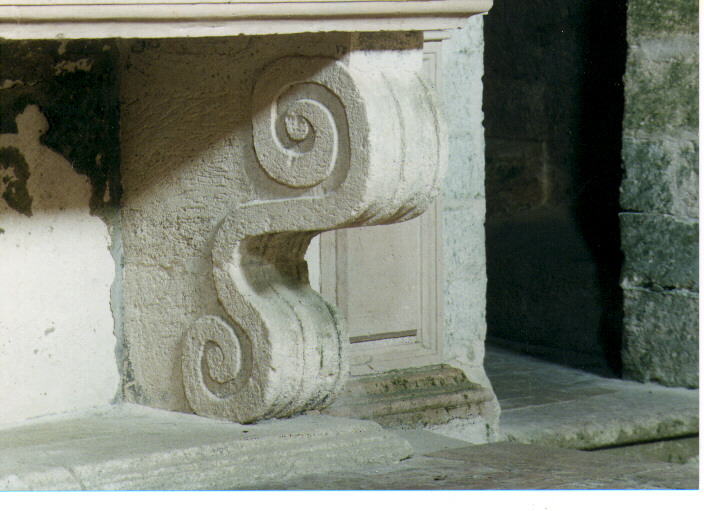 mensola, serie - ambito Italia meridionale (sec. XVI, sec. XVI, sec. XVIII)