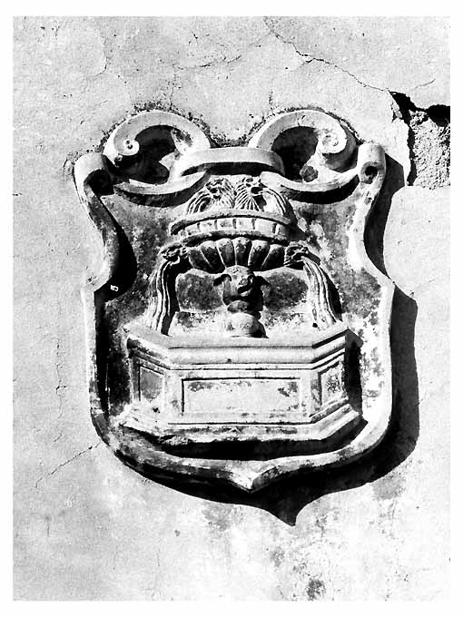 stemma comunale (rilievo) - manifattura pugliese (seconda metà sec. XIX)