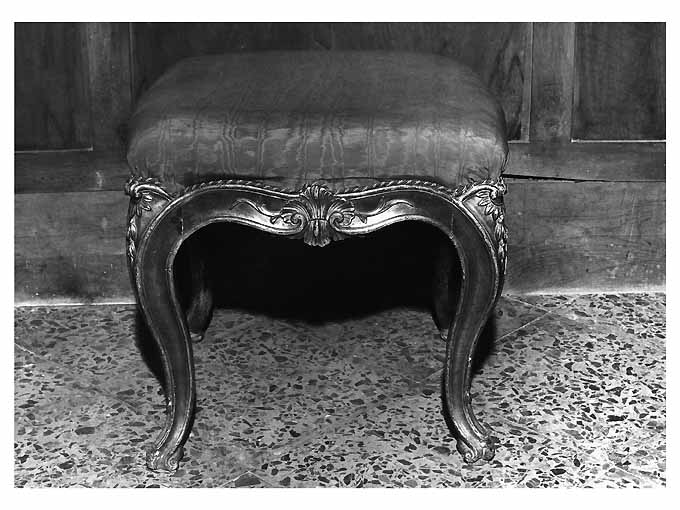 sgabello, serie - ambito pugliese (sec. XVIII)