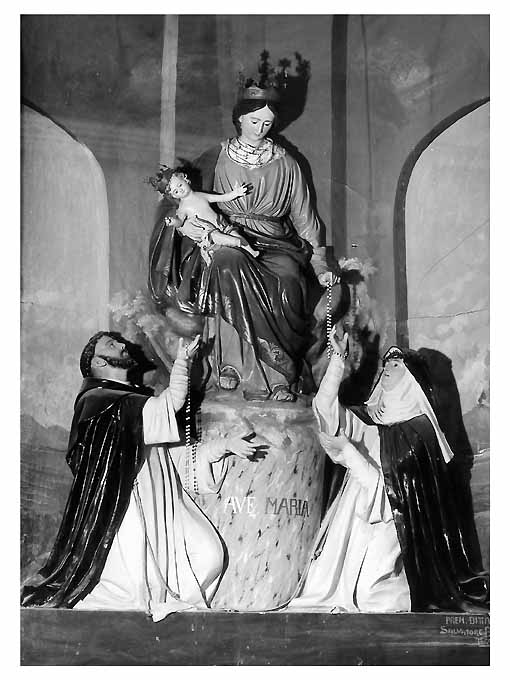 Madonna del Rosario (scultura) di Bruno Salvatore (primo quarto sec. XX)