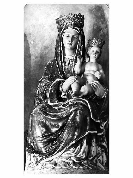 Madonna di Costantinopoli, Madonna con Bambino in trono (statua) di Paolo da Cassano (sec. XVI)