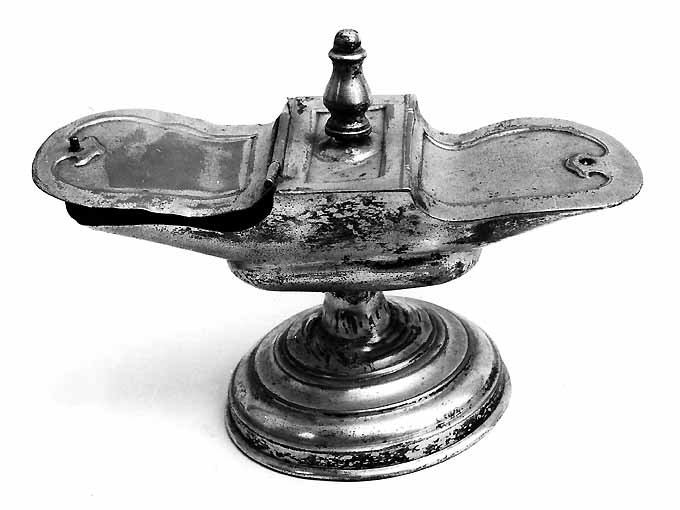 navicella portaincenso, opera isolata - bottega Italia meridionale (sec. XVIII)