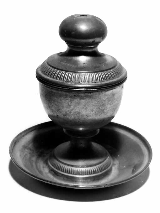 vasetto per la purificazione, opera isolata - bottega Italia meridionale (secc. XVII/ XVIII)