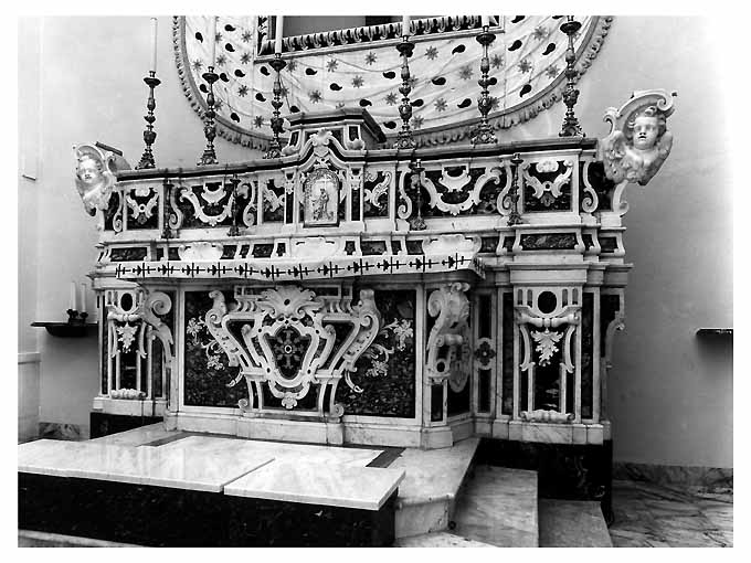 altare, elemento d'insieme - produzione napoletana (secc. XVII/ XVIII)