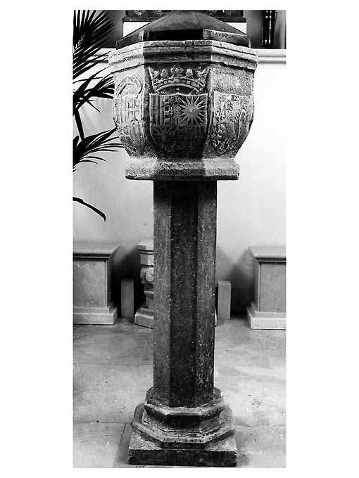 fonte battesimale - ambito pugliese (secc. XV/ XVI)