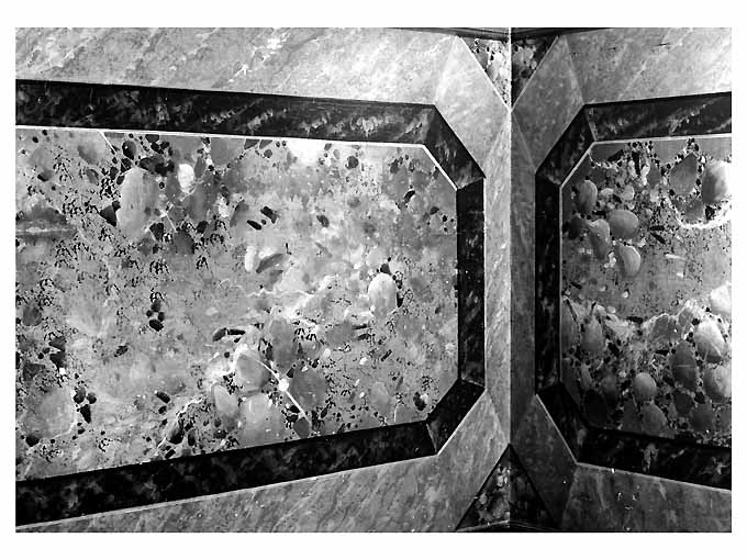 motivo decorativo a finto marmo (decorazione pittorica, elemento d'insieme) - ambito pugliese (?) (primo quarto sec. XX)