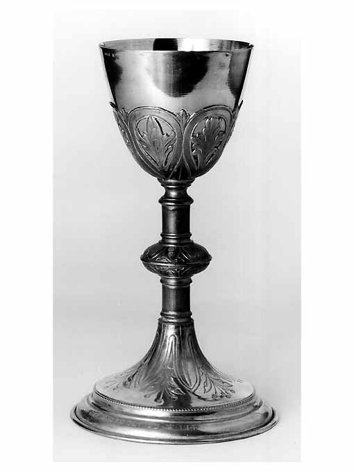 motivi decorativi vegetali stilizzati (calice) di Catello Eugenio (sec. XX)