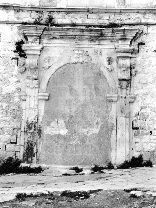 portale - ambito pugliese (sec. XVIII)