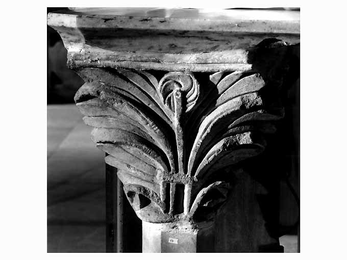 capitello - ambito pugliese (sec. XI)