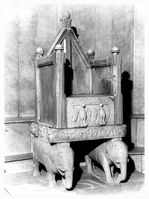 cattedra episcopale - ambito pugliese (sec. XI)