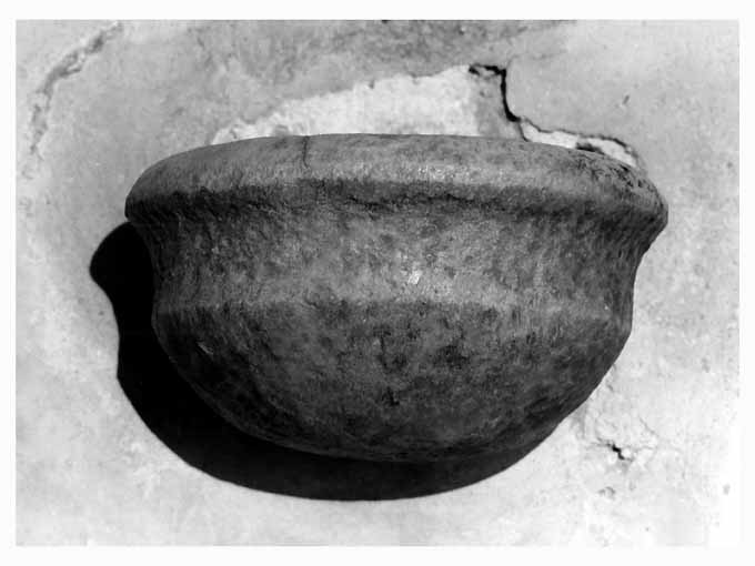 acquasantiera da parete - ambito pugliese (sec. XVIII)