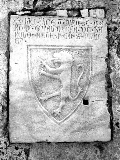 lastra tombale - ambito pugliese (sec. XIV)