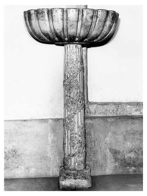 acquasantiera di Persio Francesco Aurelio (attribuito) (sec. XVI)