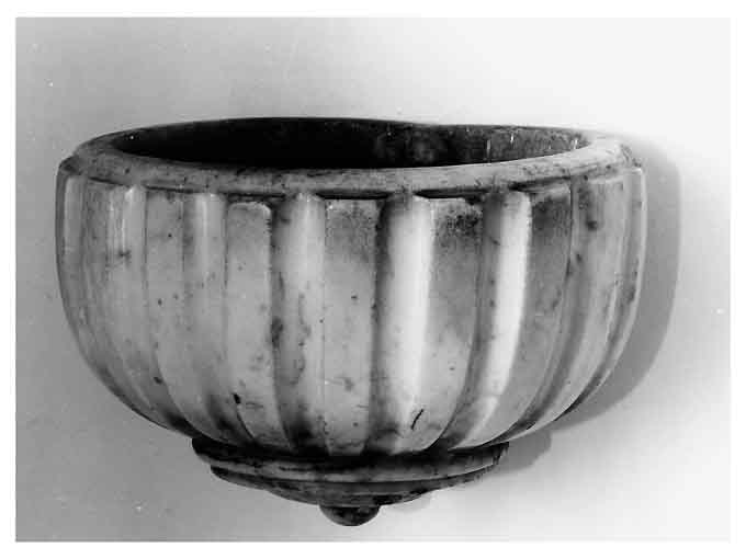 acquasantiera - ambito pugliese (prima metà sec. XIX)