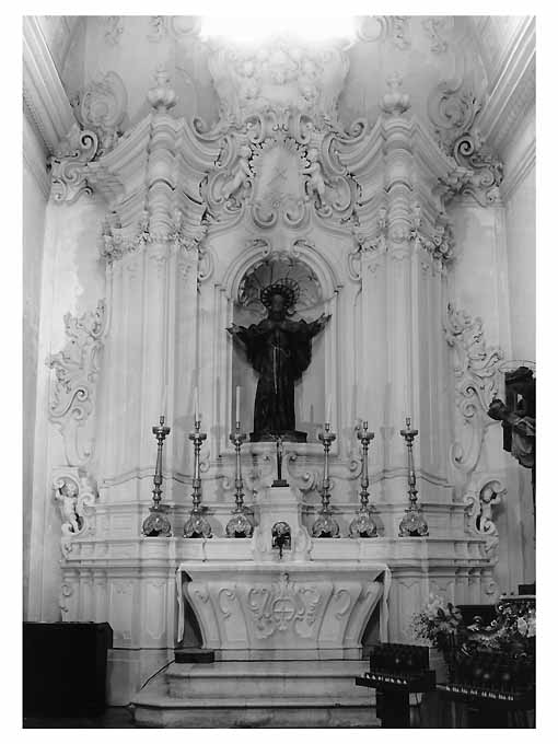 altare - ambito pugliese (sec. XVIII)