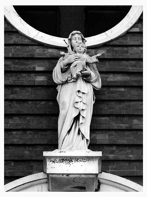 Madonna con Bambino (statua, opera isolata) - produzione pugliese (inizio sec. XX)