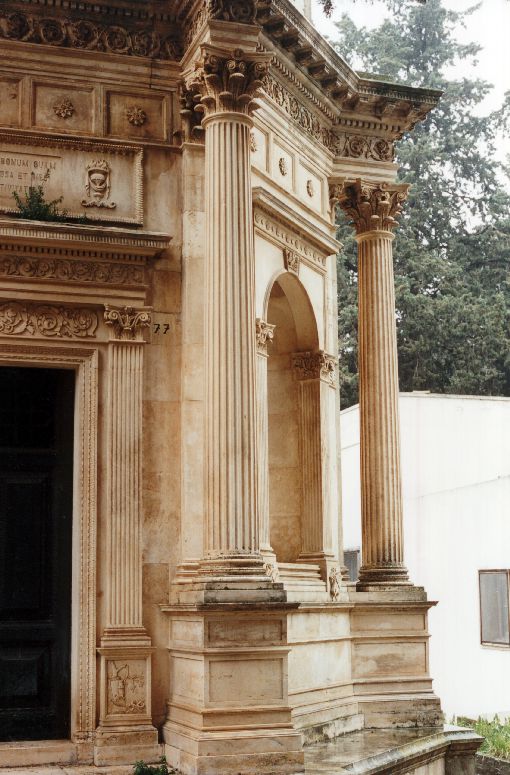 colonna, serie - ambito Italia meridionale (seconda metà sec. XIX)