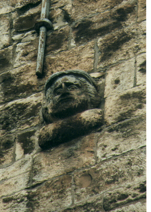 testa antropomorfa (rilievo) - ambito Italia meridionale (sec. XIII)