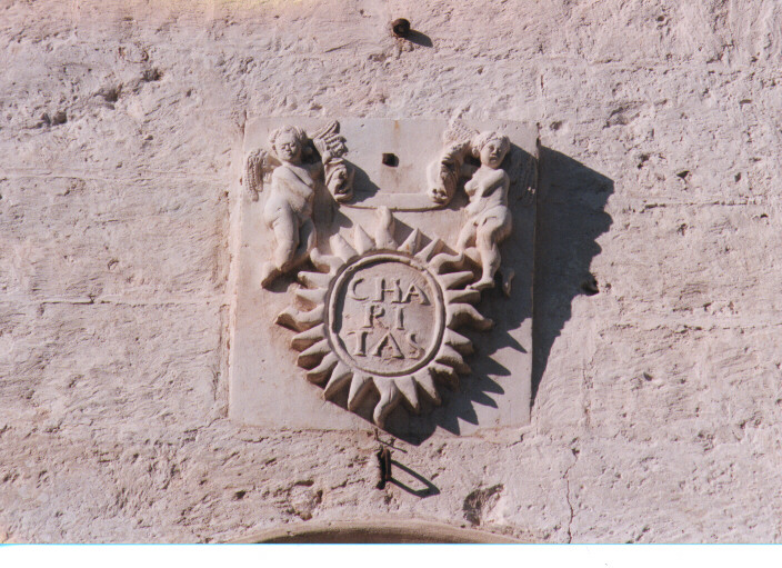 stemma dell'Ordine francescano (decorazione plastica) - ambito Italia meridionale (sec. XVII)