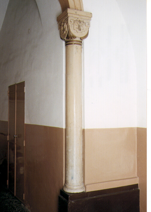 colonna, serie - ambito Italia meridionale (sec. XX)