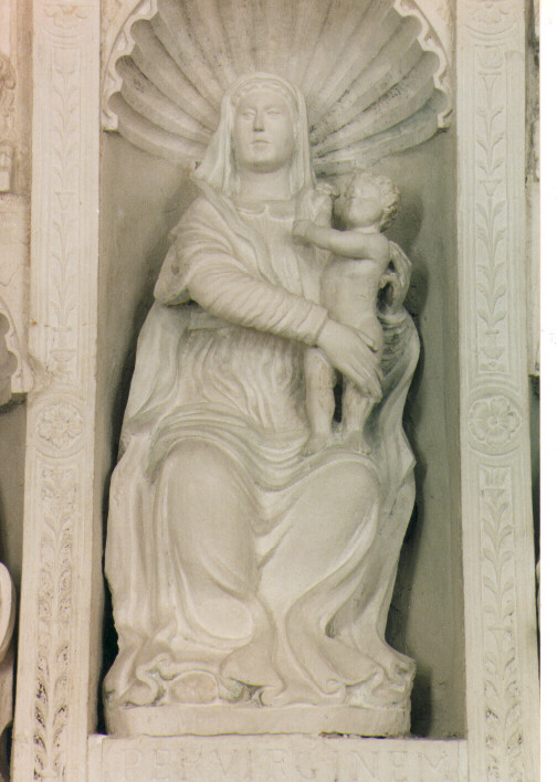 Madonna con Bambino (statua) - ambito Italia meridionale (secc. XV/ XVI)