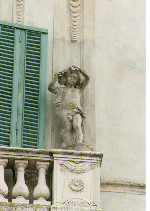 putto (statua, serie) - ambito Italia meridionale (sec. XX)