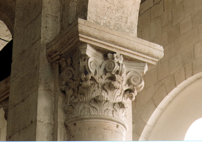 semicapitello, serie - ambito Italia meridionale (seconda metà sec. XVI)