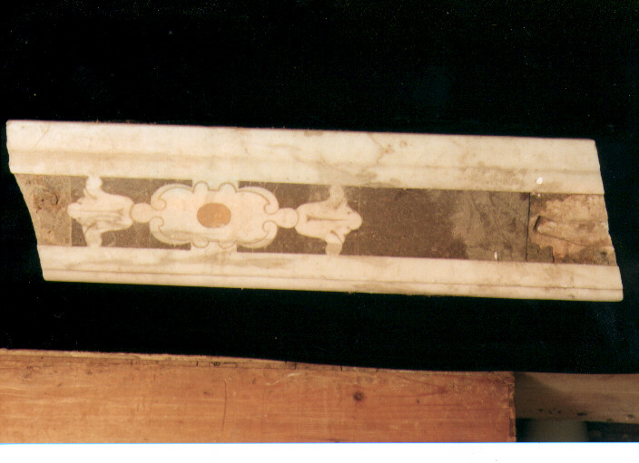 altare, frammento - ambito Italia meridionale (secc. XVIII/ XIX)