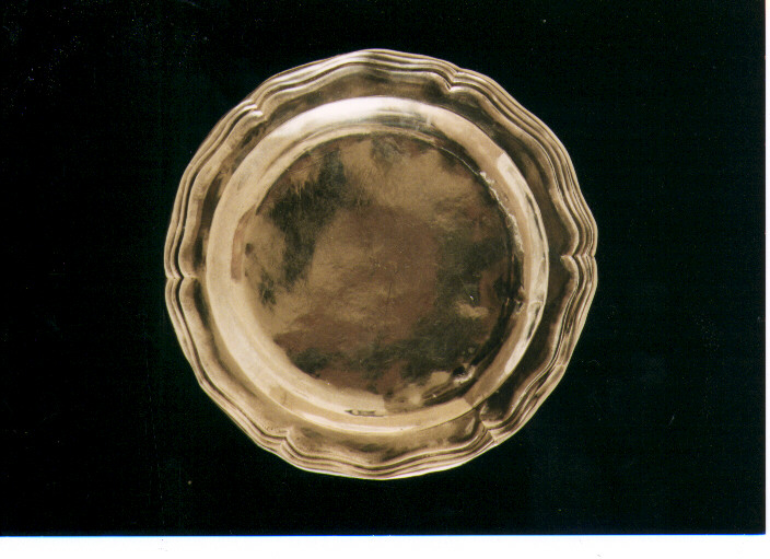 piatto - manifattura napoletana (sec. XVIII)