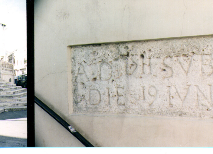 lapide documentaria - ambito pugliese (sec. XVIII)