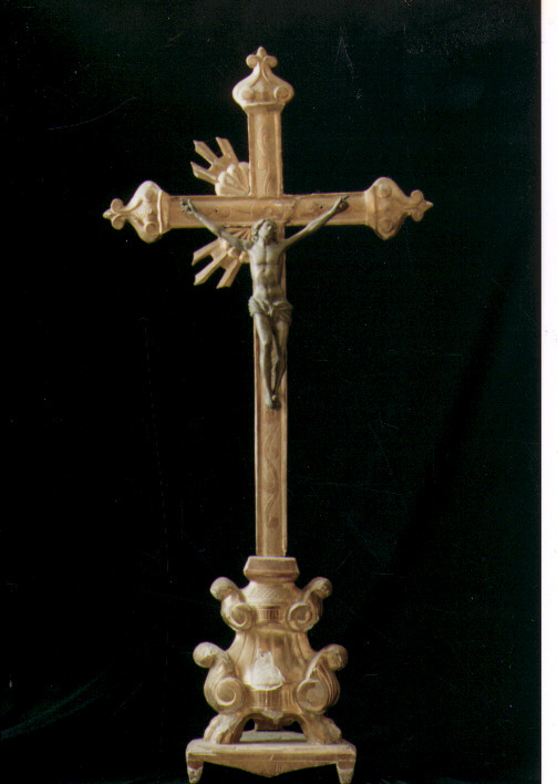croce d'altare - ambito Italia meridionale (sec. XX)