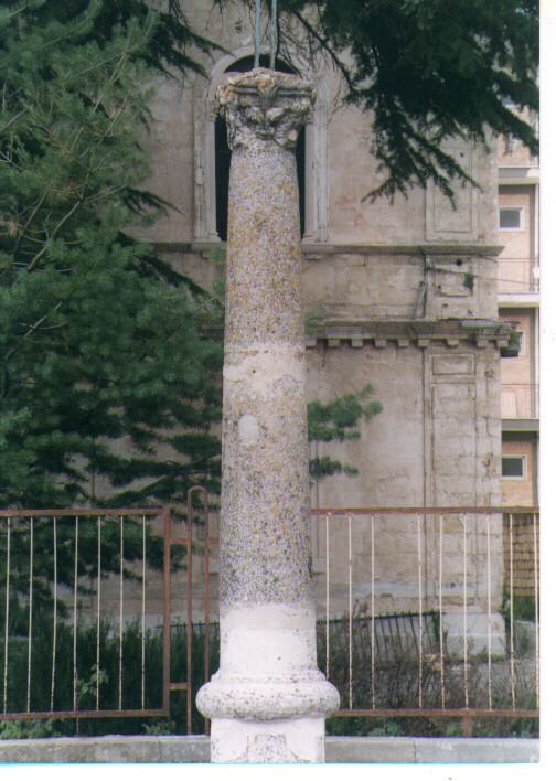 colonna - ambito pugliese (sec. XVIII)