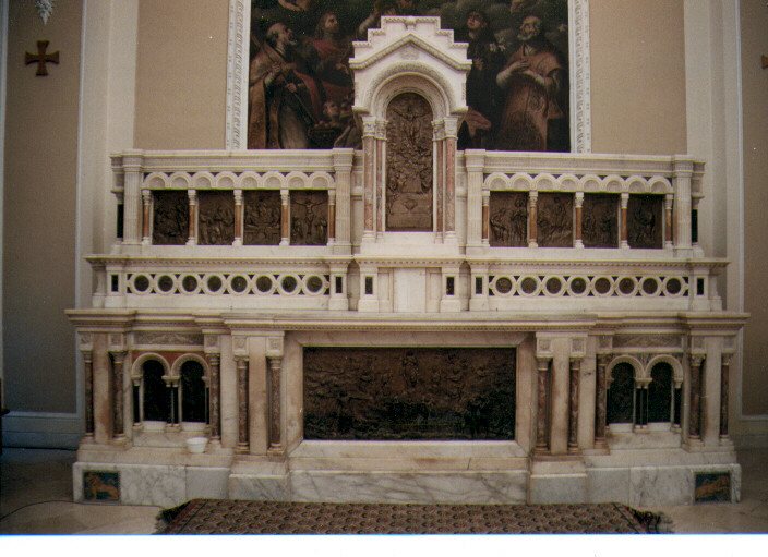 altare maggiore - ambito Italia meridionale (sec. XX)