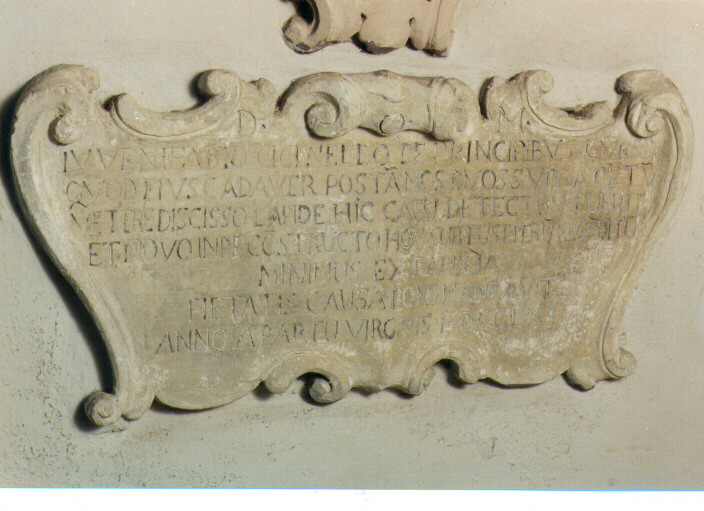 lapide - ambito salentino (sec. XVIII)