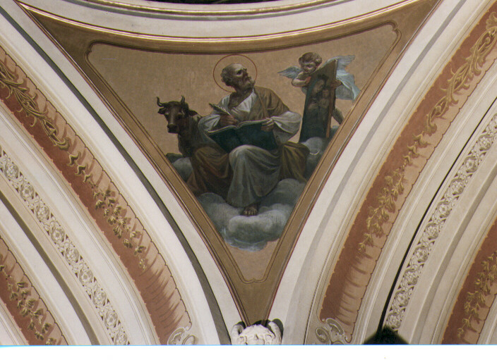 San Luca scrive il vangelo ispirato da un angelo (dipinto) di Lanave Antonio (primo quarto sec. XX)