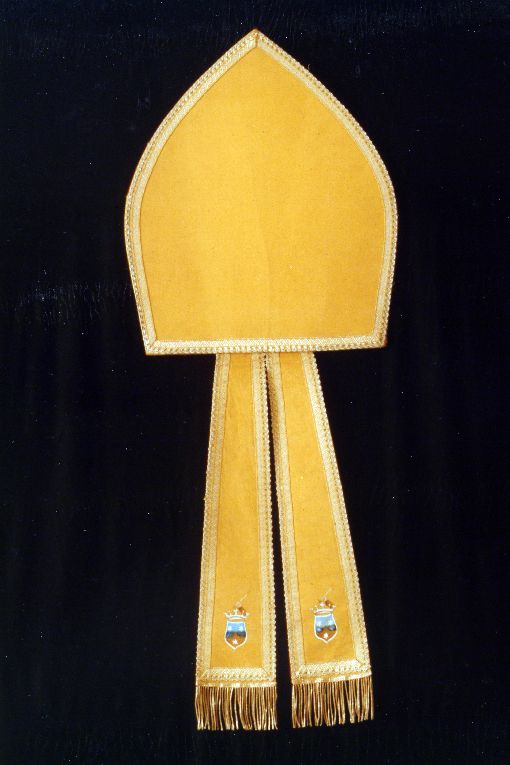 mitria - ambito Italia meridionale (secc. XIX/ XX)