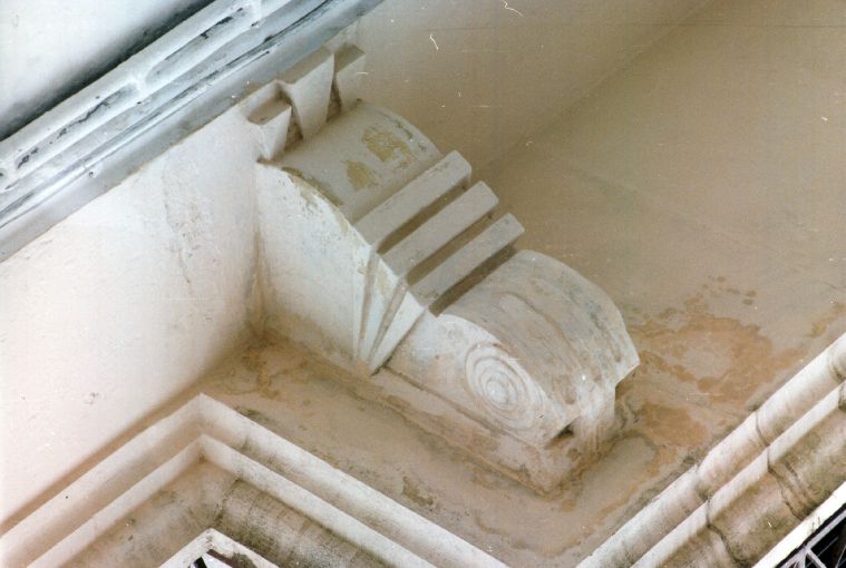 mensolone, serie - ambito salentino (primo quarto sec. XX)