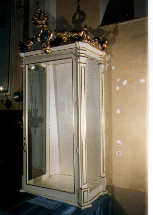 teca - ambito salentino (ultimo quarto sec. XIX)