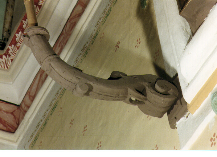 candeliere da parete, serie - ambito salentino (seconda metà sec. XVII)