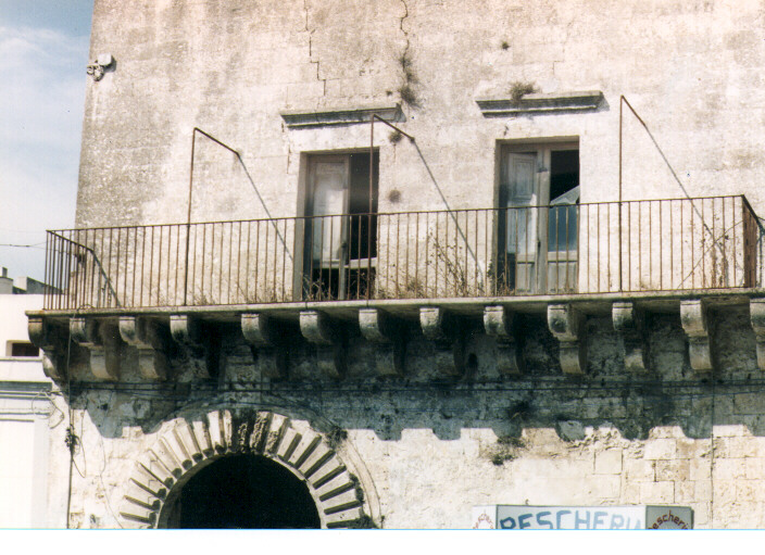 balcone - ambito salentino (primo quarto sec. XVIII)