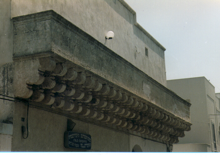 balcone - ambito salentino (prima metà sec. XVII)
