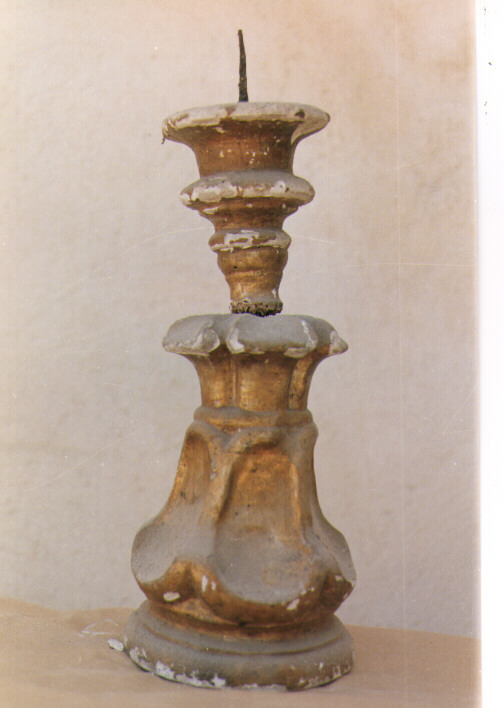 candeliere - manifattura salentina (prima metà sec. XVIII)