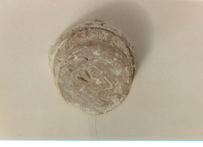 chiave di volta - ambito salentino (sec. XVI)