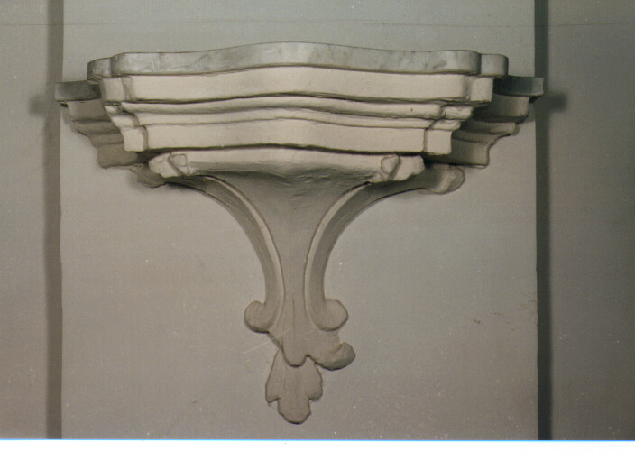 mensola, serie - ambito salentino (secc. XVII/ XVIII)