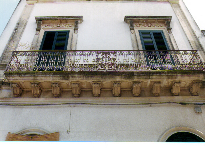 balcone - ambito salentino (fine/inizio secc. XIX/ XX)