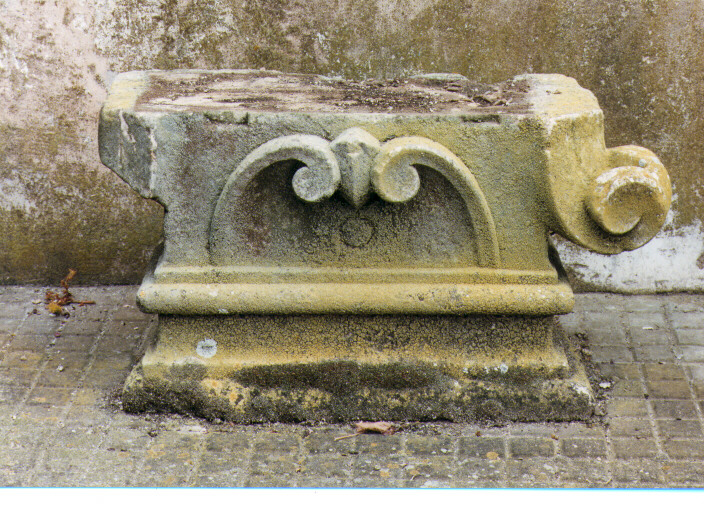 altare, frammento - ambito salentino (inizio sec. XIX)